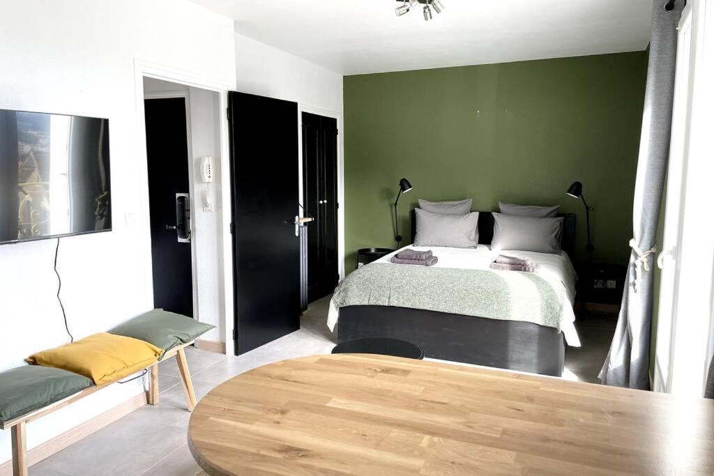 Superbe appartement avec parking gratuit sur place Brive-la-Gaillarde Extérieur photo