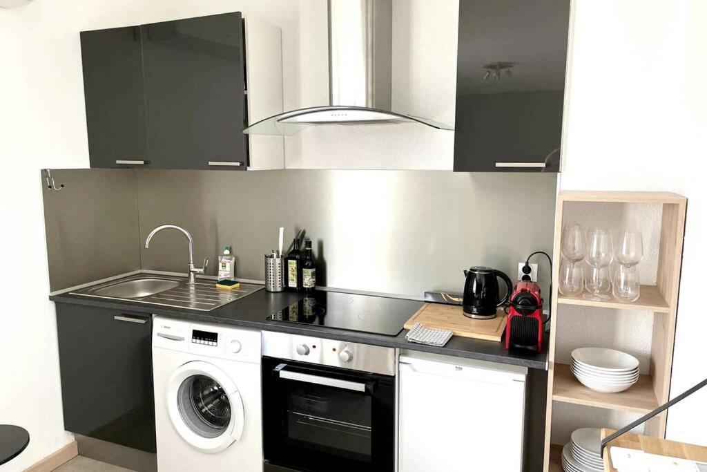 Superbe appartement avec parking gratuit sur place Brive-la-Gaillarde Extérieur photo