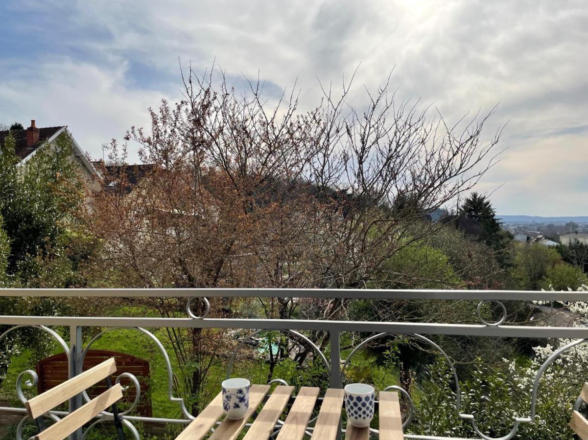 Superbe appartement avec parking gratuit sur place Brive-la-Gaillarde Extérieur photo