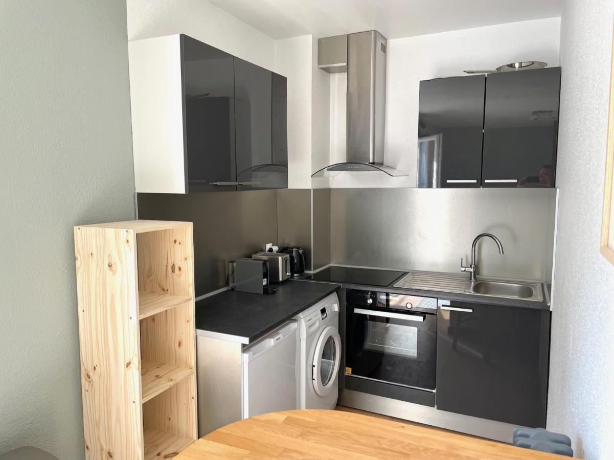 Superbe appartement avec parking gratuit sur place Brive-la-Gaillarde Extérieur photo